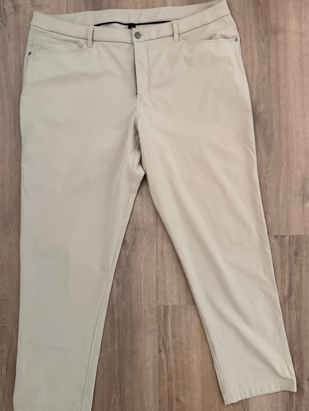 Lululemon ABC Classic-Fit 5 Pocket Pant – Size 42